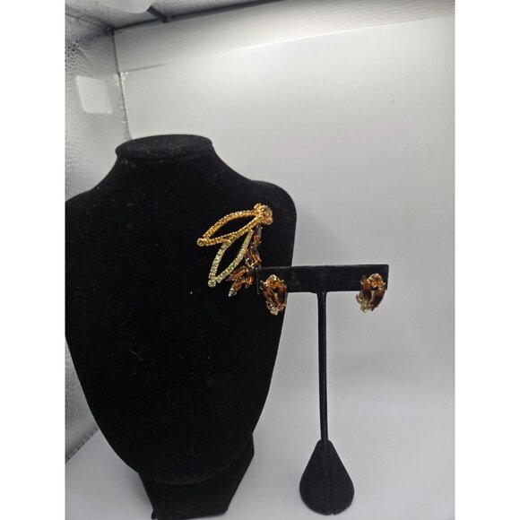 Vintage Brooch 2.5" and Clip Earrings 1940s Golden Citron and Brown Rhinestones - Picture 4 of 7